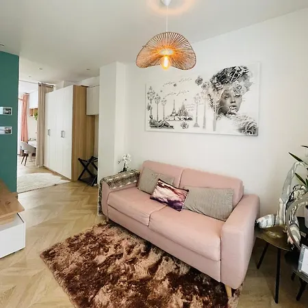 Le Nid Douillet De Patricia Apartment Paris Exterior photo